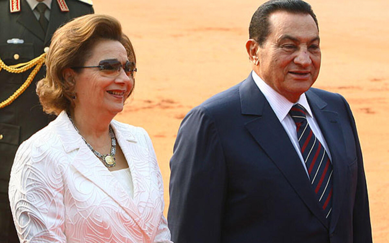 Hüsnü Mübarek öldü! Mısır'ın devrik lideri Hüsnü Mübarek'in eşi ve çocukları kimdir?