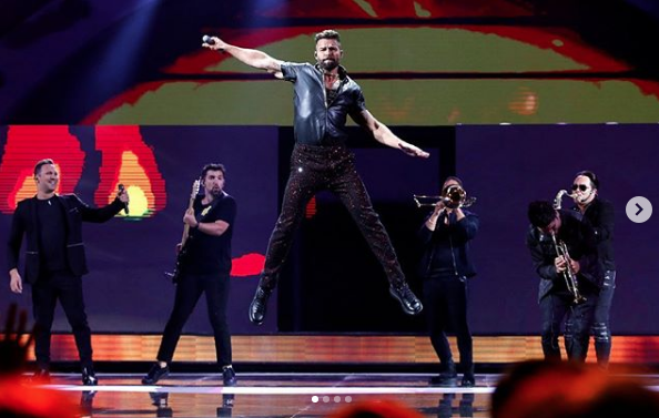 Ricky Martin otelde yakmak istediler Şili müzik festivalinde dehşet anları