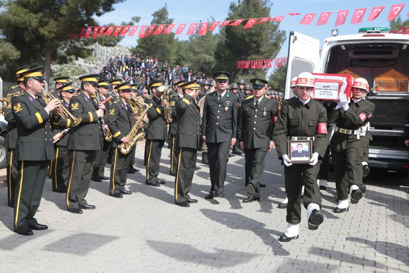 İdlib şehidi Soner Enes Baykuş Kahramanmaraş'ta son yolculuğuna uğurlandı