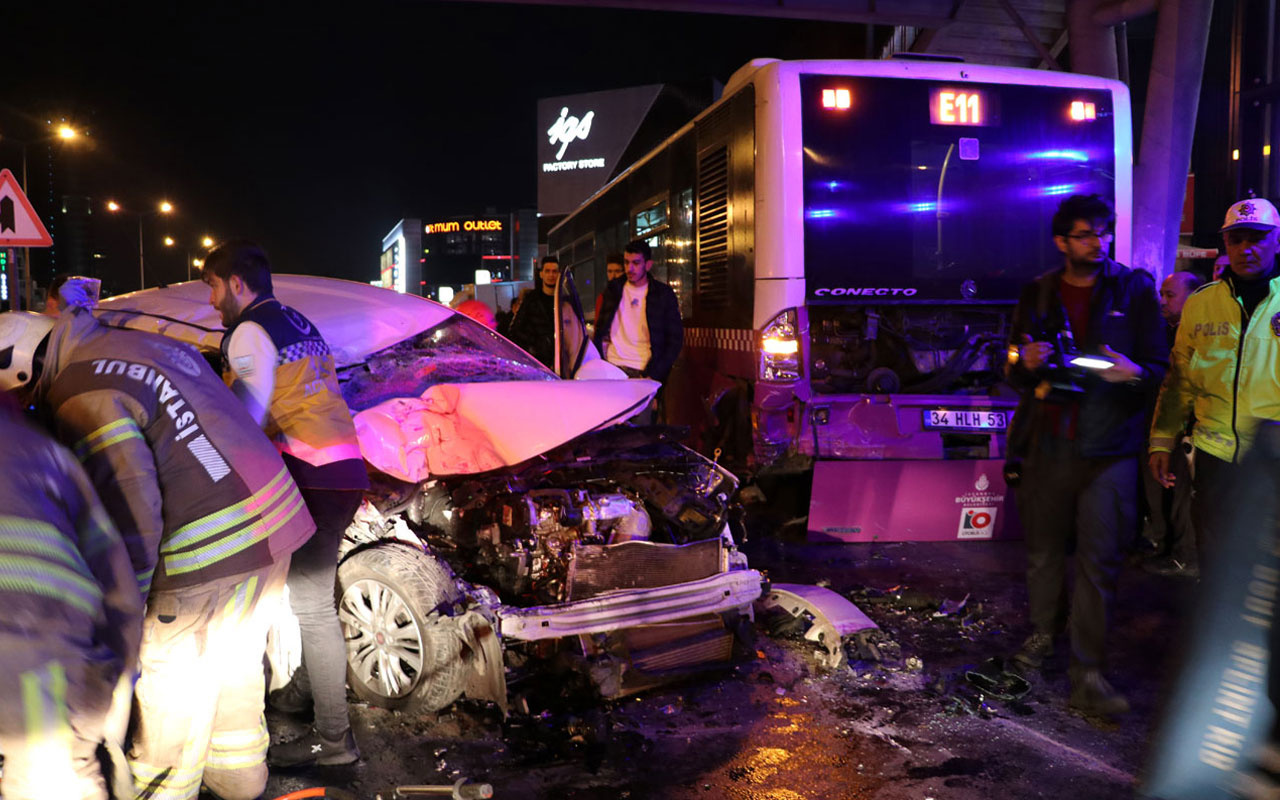 Ataşehir'de trafik kazası: 2'si ağır 3 yaralı