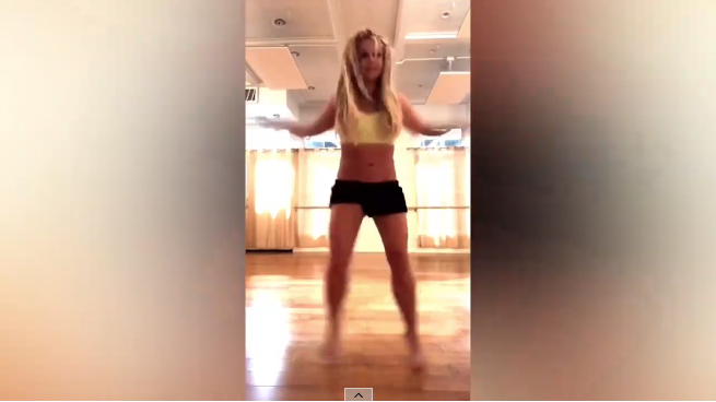 Britney Spears dans ederken ayağını kırdı o anlar kameralara işte böyle yansıdı