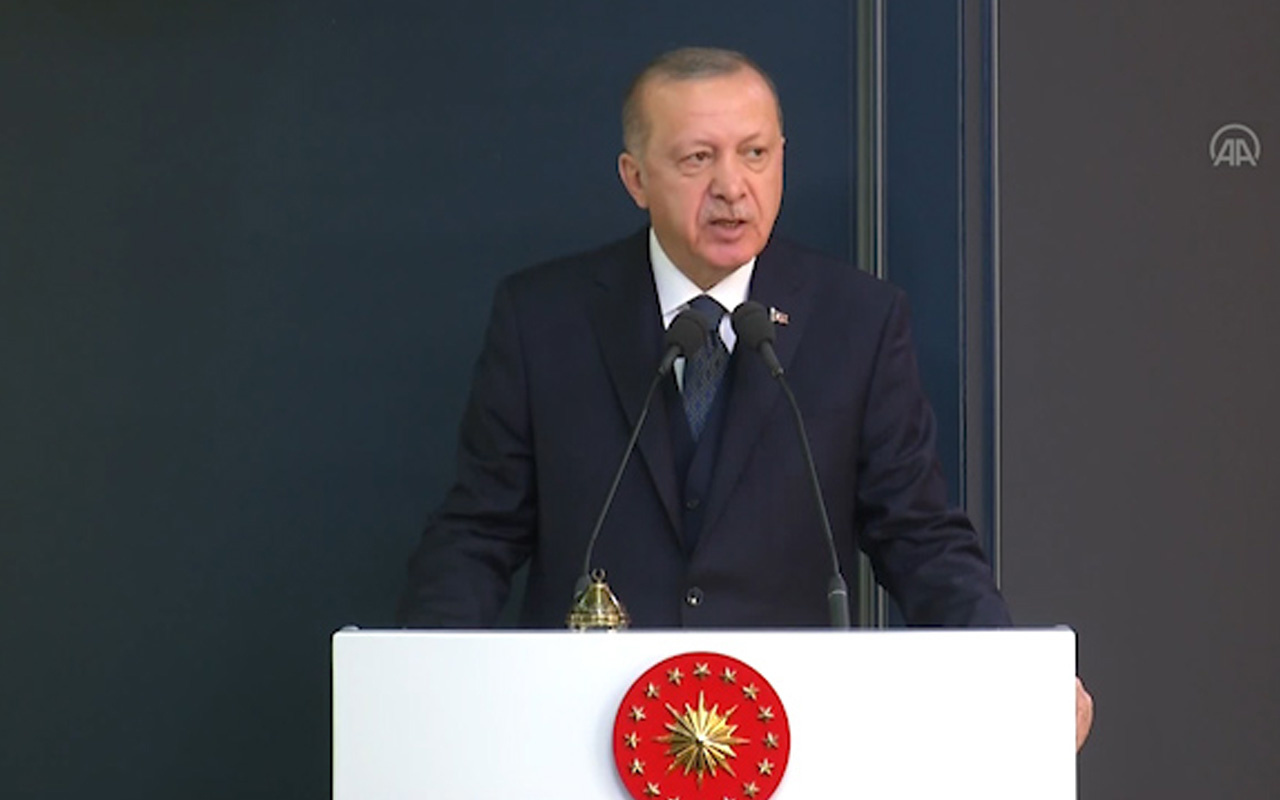 Cumhurbaşkanı Erdoğan: 'Kapıları açınca telefon üstüne telefonlar gelmeye başladı'