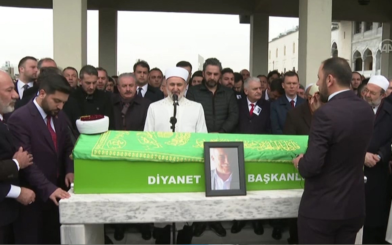 Kocatepe eski imam hatibi İsmail Coşar ve Sevim Coşar defnedildiler!