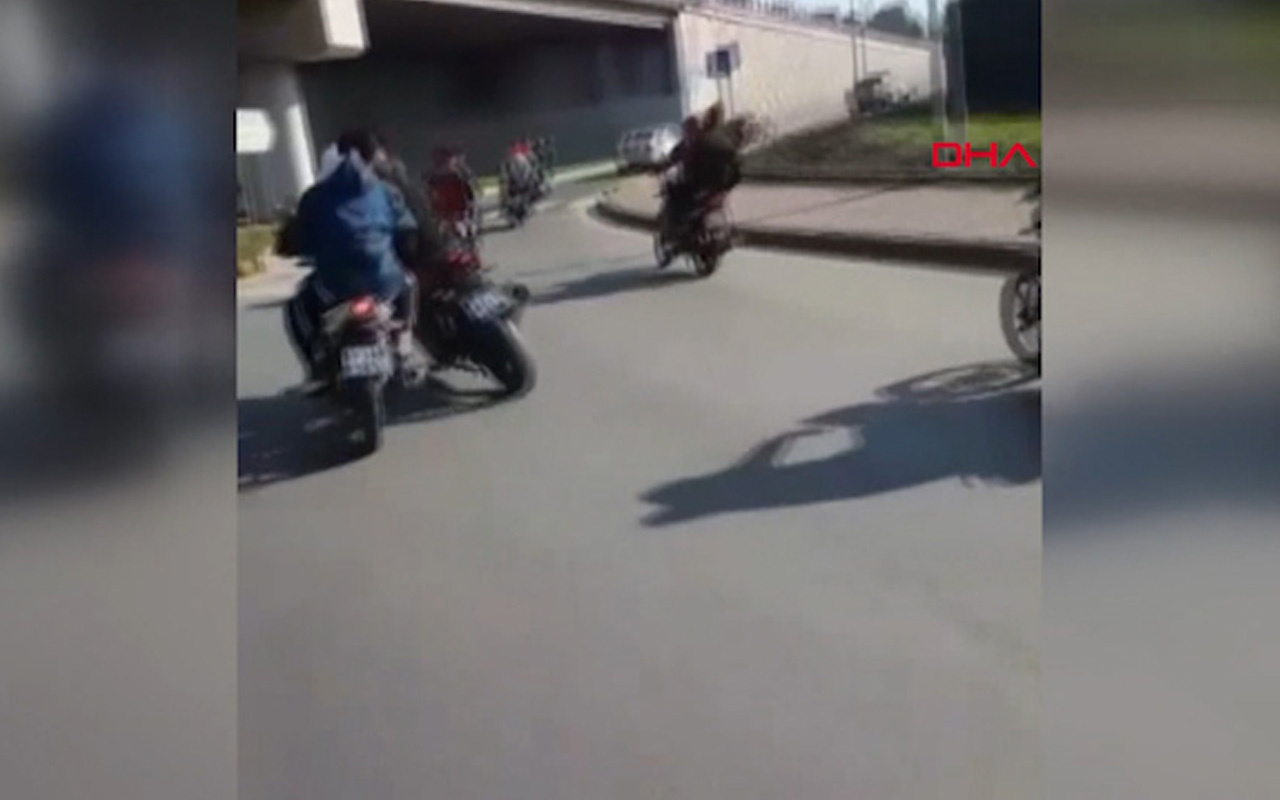 Zonguldak'ta motosikletliler çarpıştı o anlar saniye saniye kaydedildi