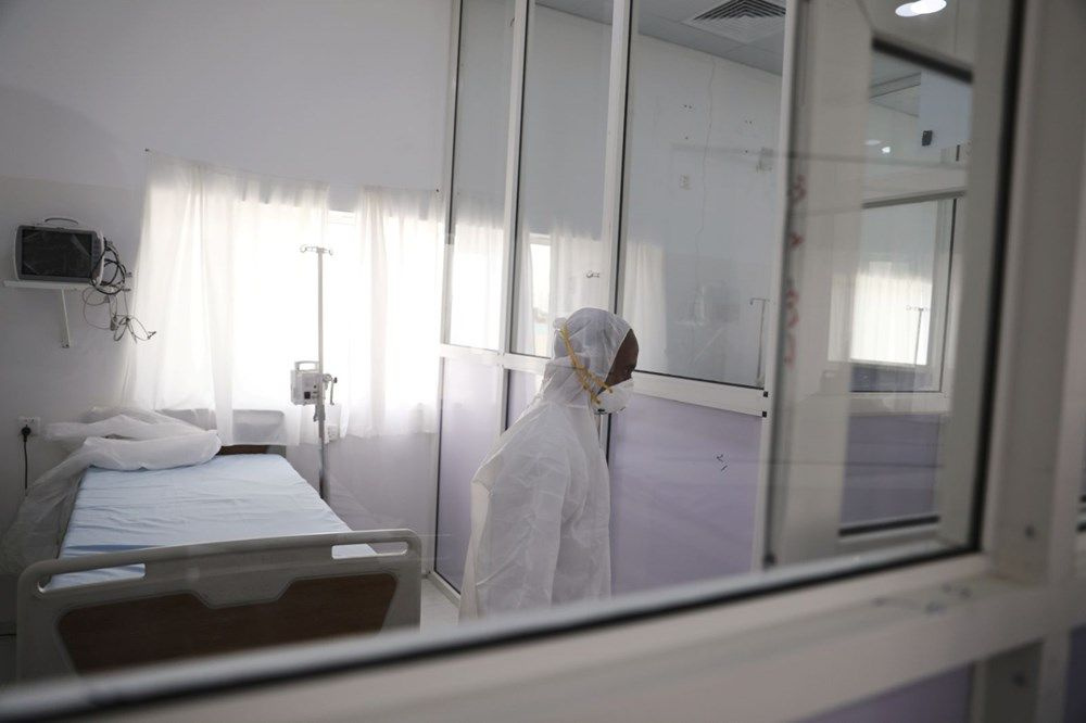 Çin’de corona virüsten ölenlerin sayısı 3 bini geçti! Bir komşuya daha sıçradı