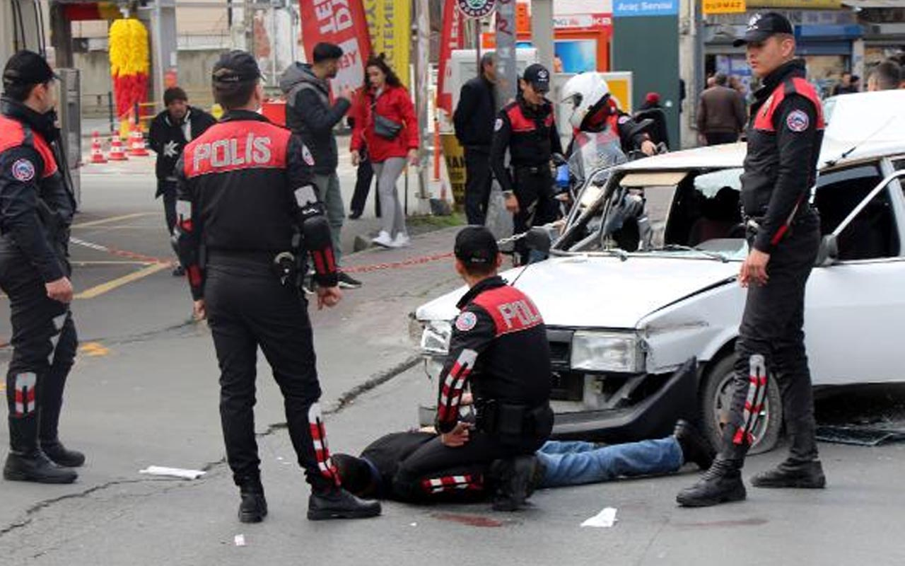 Beyoğlu'nda polisten kaçan şüpheli ortalığı birbirine kattı