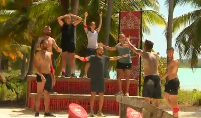 TV8 Survivor 2020'de kızarmış tavuk kapışması! Eleme adayı bakın kim