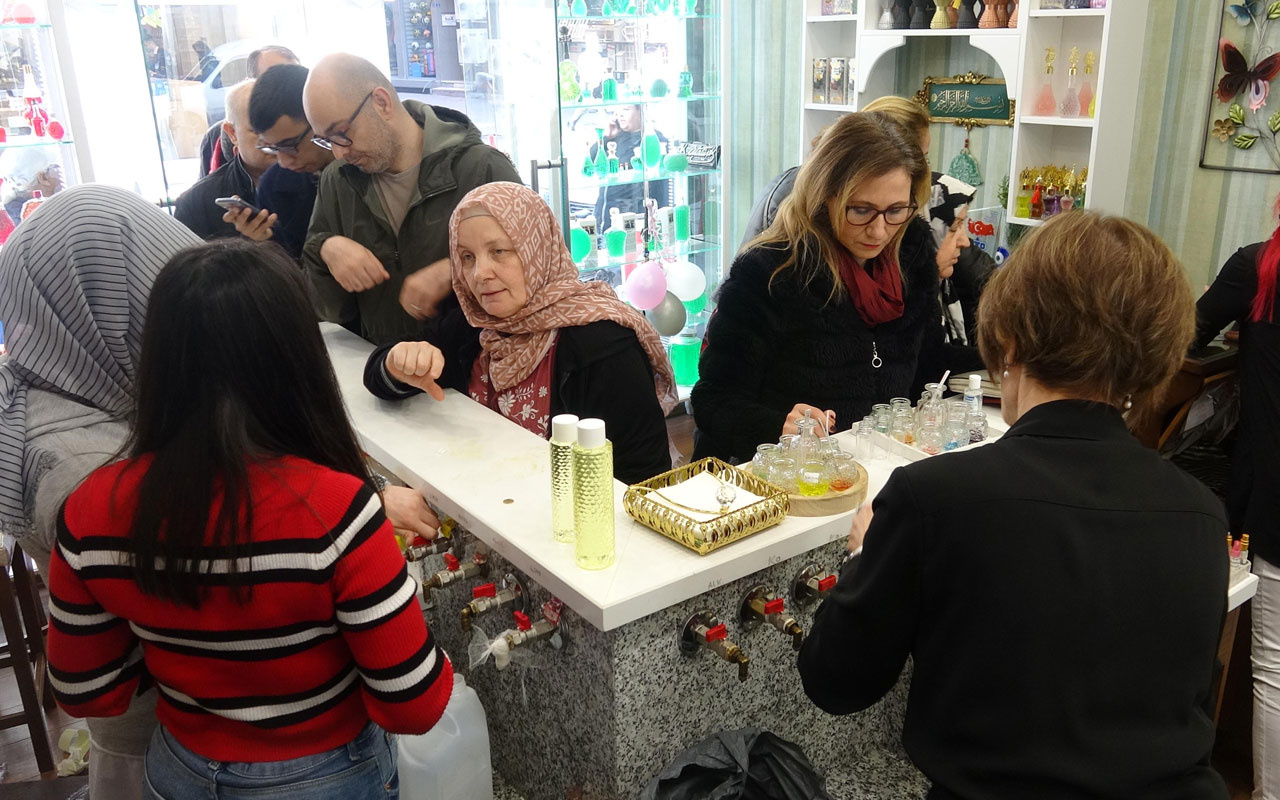 Kolonyacılarda koronavirüs yoğunluğu