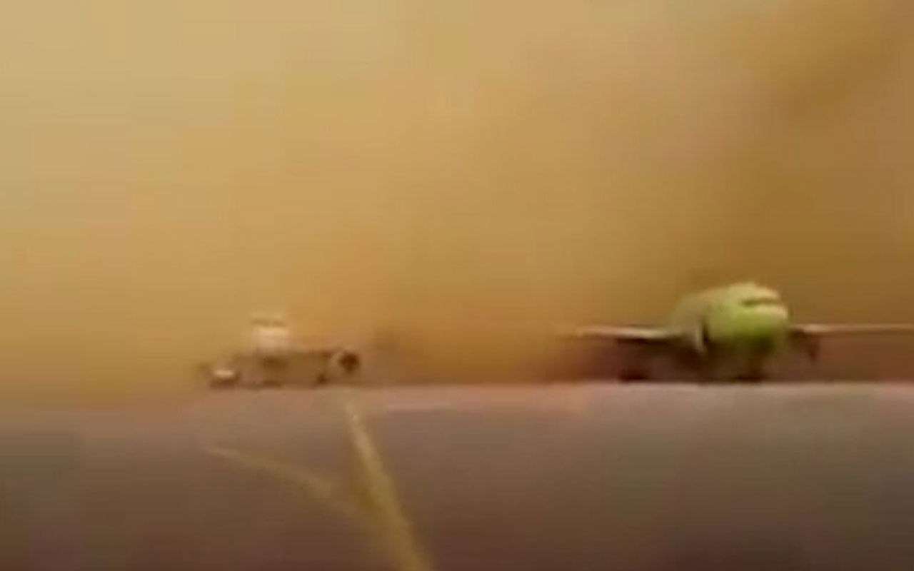 Ürdün'ü kum fırtınası vurdu! Şoke eden görüntüler