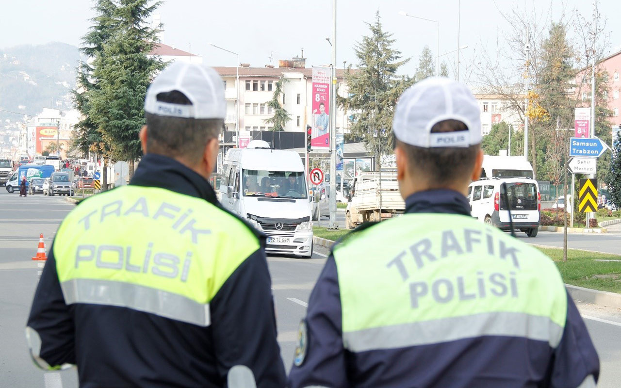 Ordu'da trafik polislerinin yaptığı denetlemede sürücülere ceza yağdı