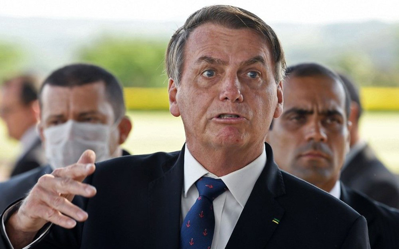 Brezilya Devlet Başkanı Bolsonaro koronavirüsü yine basit bir gribe benzetti