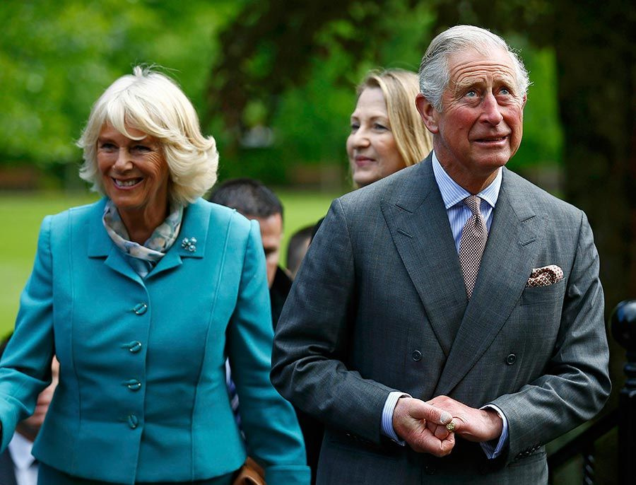İngiltere prensi Charles koronavirüse yakalandı sarayda panik var