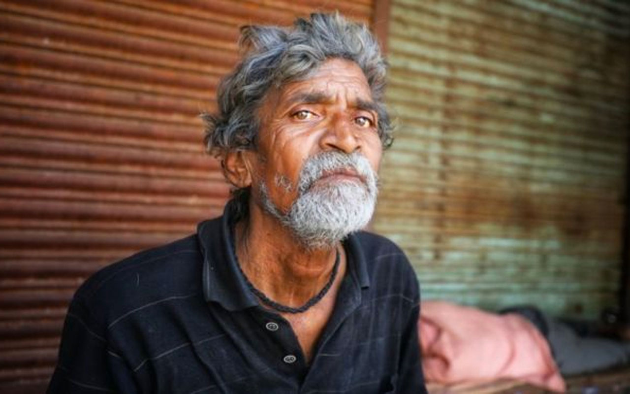 Hindistan'da yoksullar: Koronavirüs'den önce açlıktan ölebiliriz