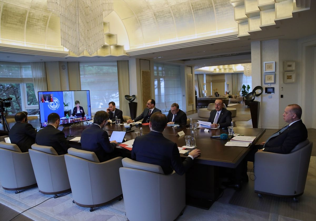 Cumhurbaşkanı Erdoğan G20 Zirvesine video konferansla katıldı