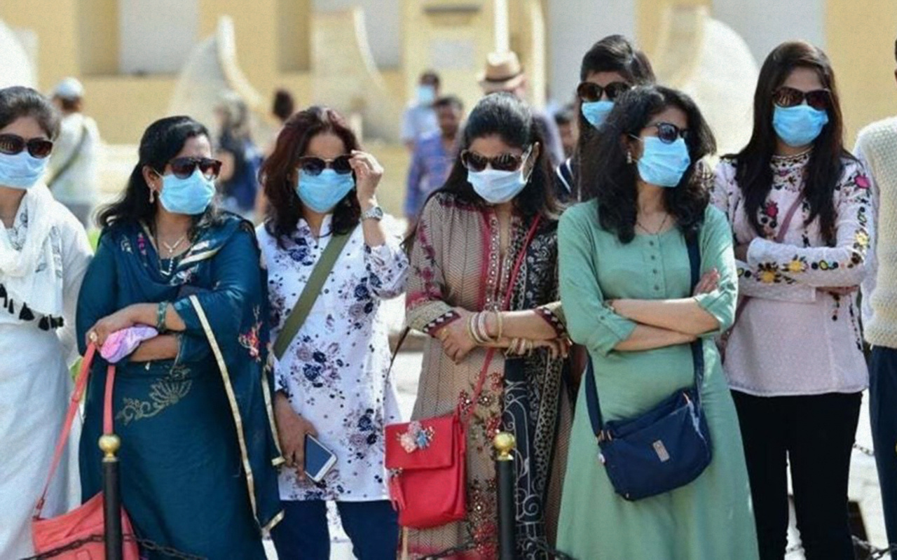 Hindistan'da 40 bin kişi koronavirüsten ölen din adamı nedeniyle karantinaya alındı