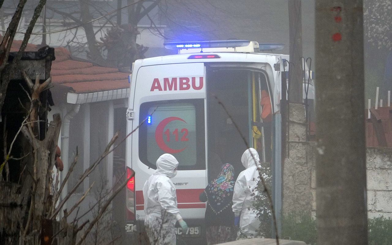 Çanakkale Maltepe köyü karantinaya alındı bir kadın hastaneye kaldırıldı