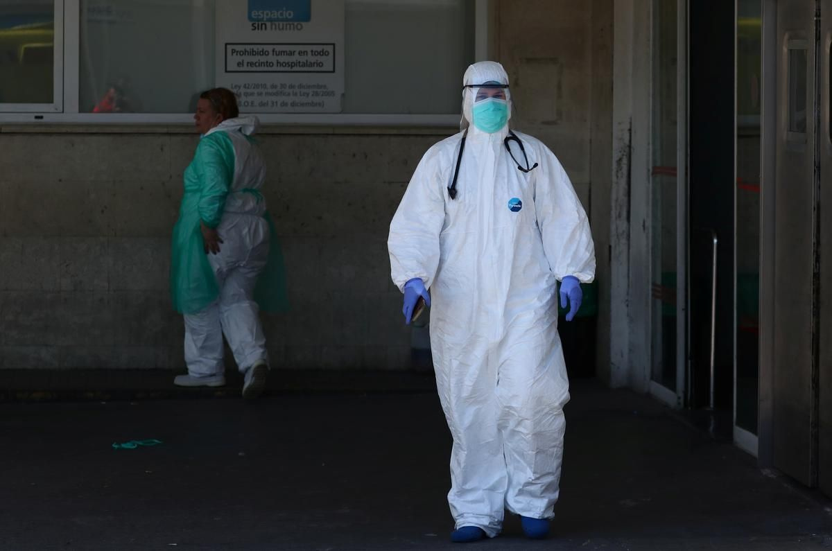 İspanya'da 12 bin sağlık çalışanı koronavirüse yakalandı Türkiye'de durum ne?