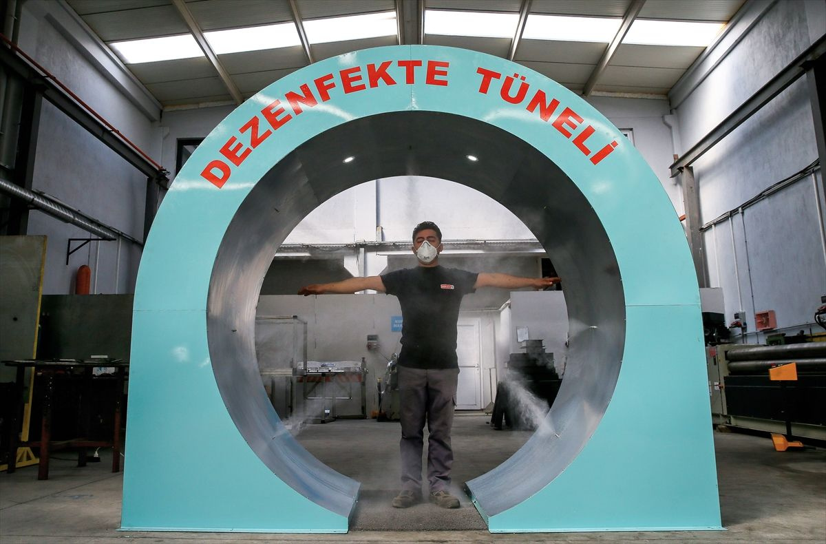 İzmirli girişimci 10 günde 'dezenfekte tüneli' yaptı