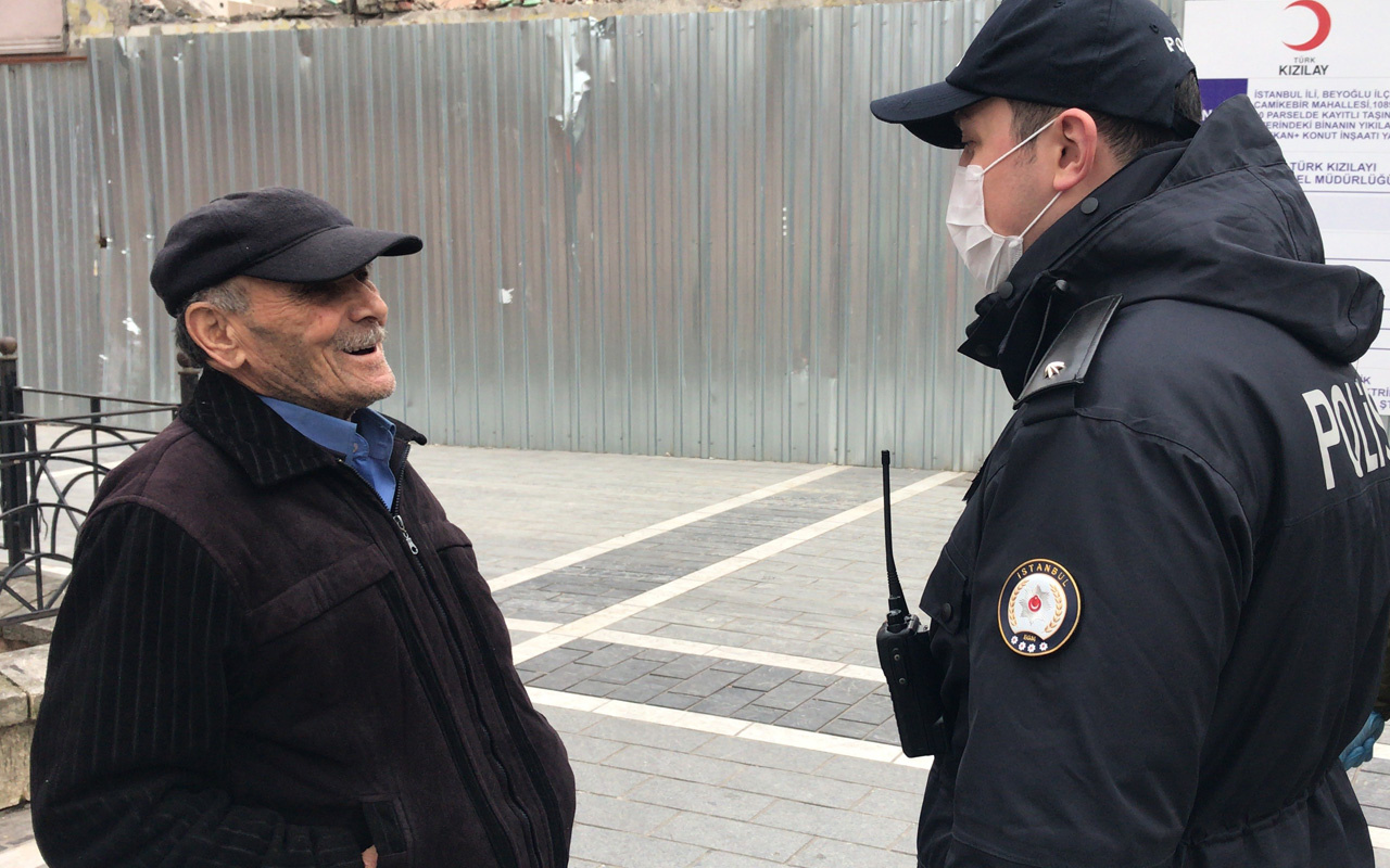 İstanbul’da sokağa çıkan yaşlıların polisi ikna çalışmaları kamerada