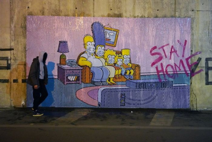 Sokak sanatçılarının koronavirüs yorumu duvarları tuvale çevirdiler!