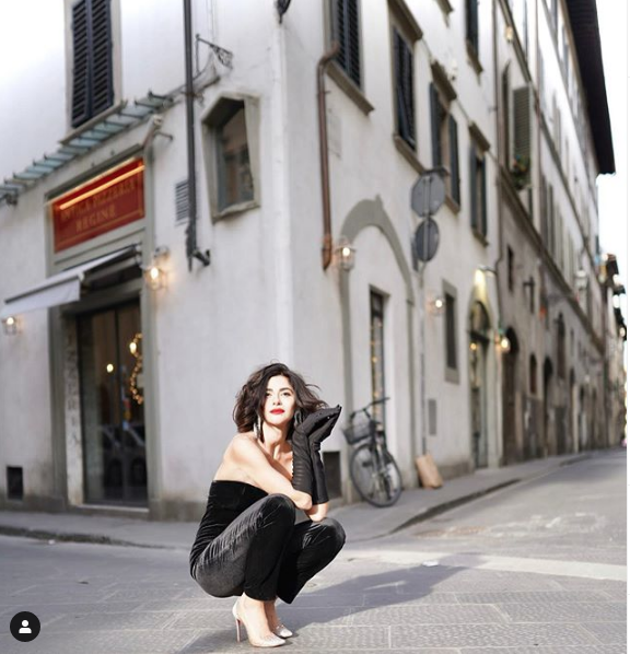 FOX TV Yasak Elma yıldızı Nesrin Cavadzade Instagram paylaşımıyla güldürdü