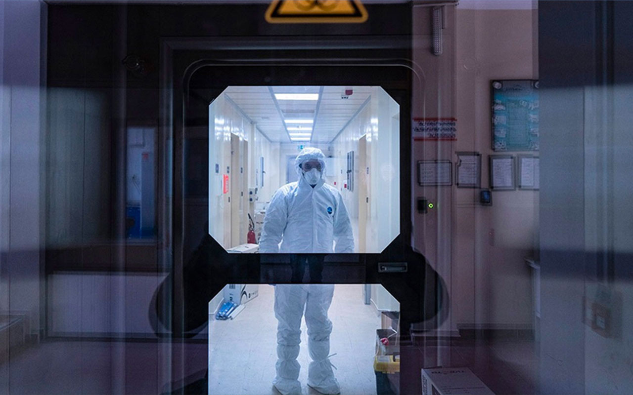 Koronavirüsün yeni merkez üssü ABD'de 2 bin 228 kişi daha hayatını kaybetti
