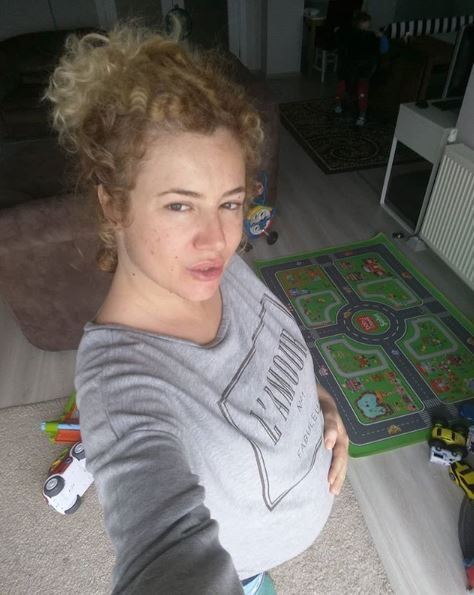 Kanal D dizisi Arka Sokaklar'ın oyuncusuydu Pınar Aydın ikinci kez anne oldu!