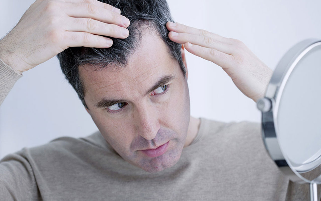 Saç dökülmesini durdurmanın 7 etkili yolu!