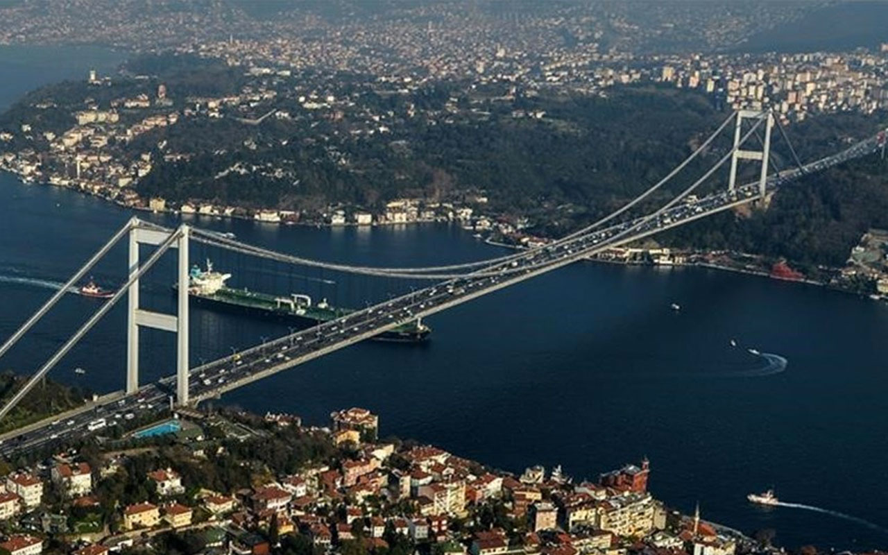 İstanbul'un iki yakası arasındaki araç geçişi yüzde 52 azaldı