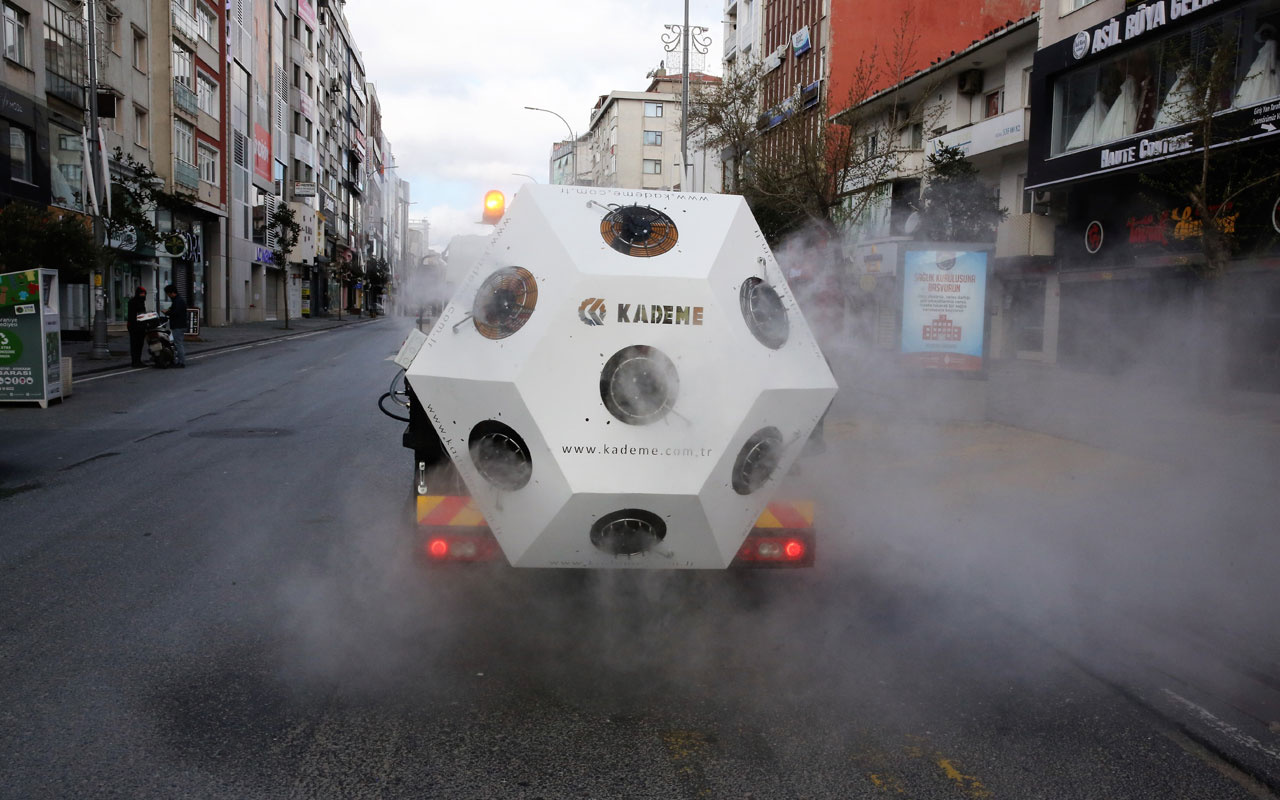 Korona virüs savaşçısı Mikronsis aracı İstanbul sokaklarında