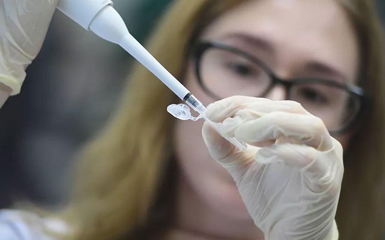 Rusya koronavirüs aşılarını 60 kişi üzerinde test edecek