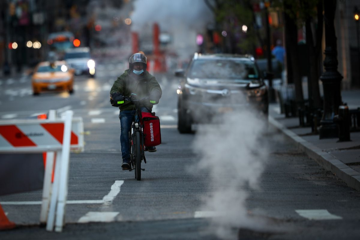 New York sokak ve caddelerini saran dumanın sırrı bakın neymiş!