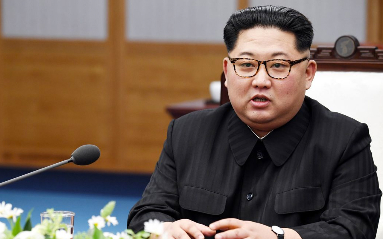 Kim Jong-un fırsatı kaçırmıyor: Balistik füze fırlattı
