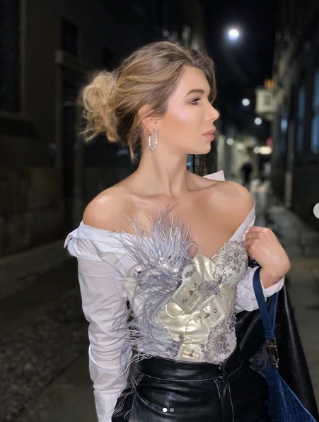 İtalyan model Bianca Dobroiu ülke tarihine geçti 55 gündür korona pozitif