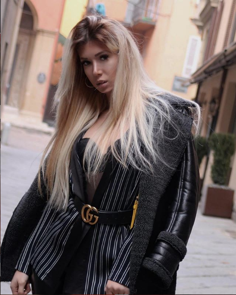 İtalyan model Bianca Dobroiu ülke tarihine geçti 55 gündür korona pozitif