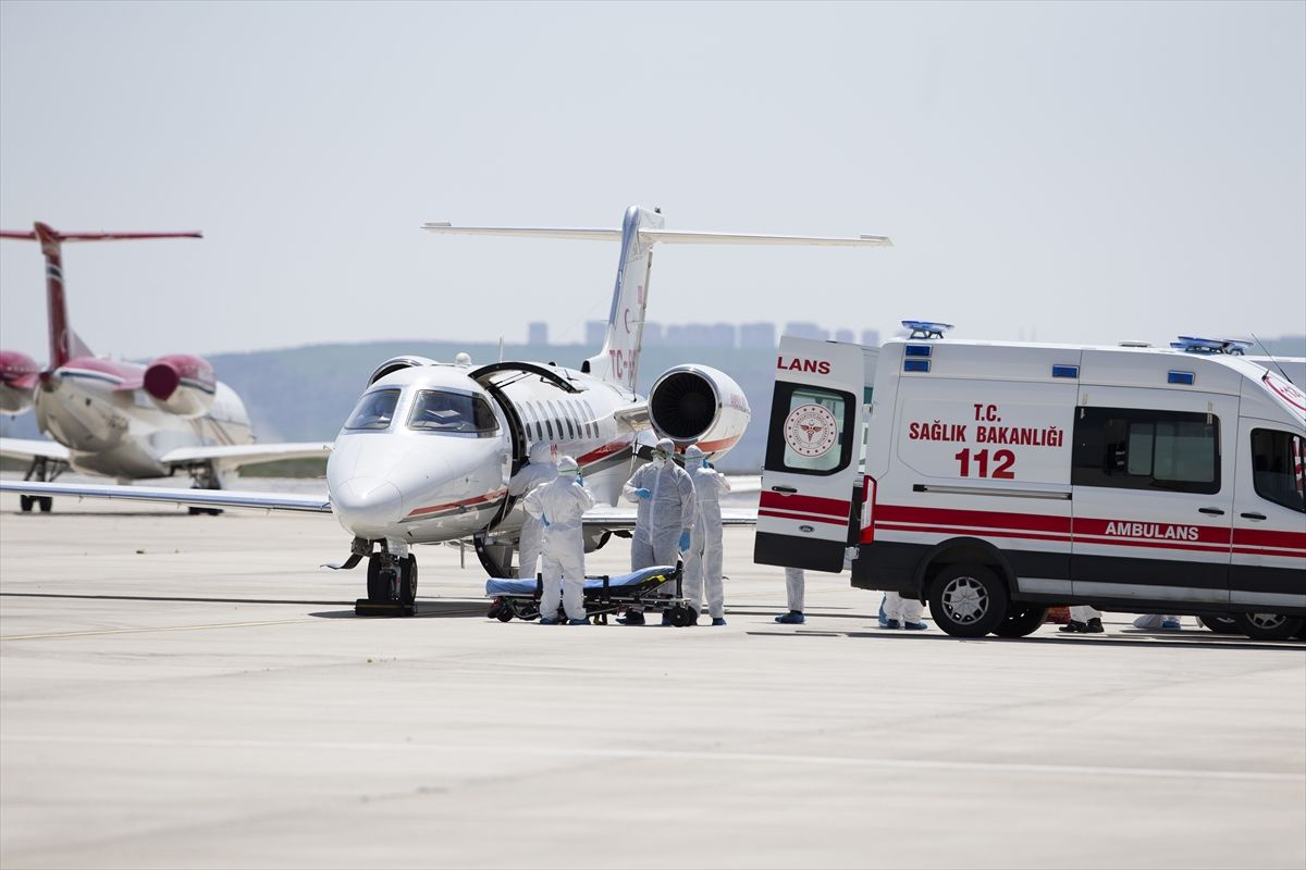 Ambulans uçakla Türkiye'ye getirilen hasta İsveç basınında büyük ses getirdi