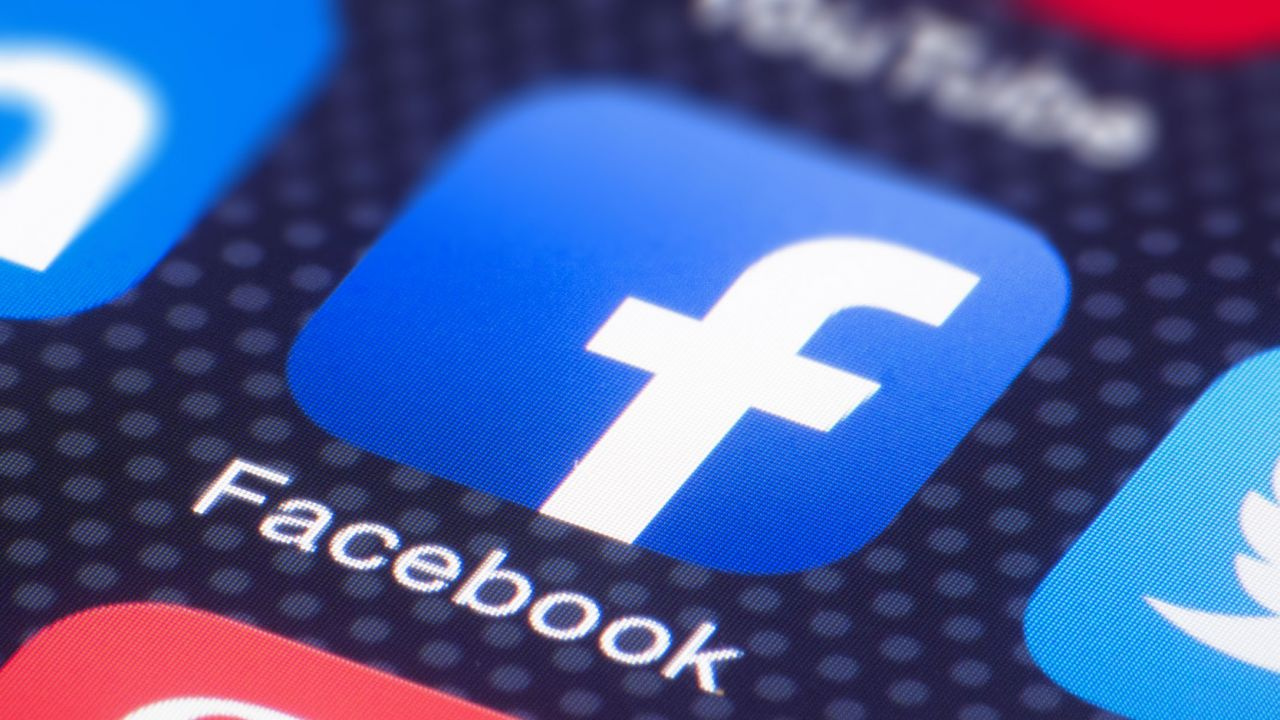 Facebook Zoom'a rakip oluyor! CEO Mark Zuckerberg yeni hizmetlerini tanıttı