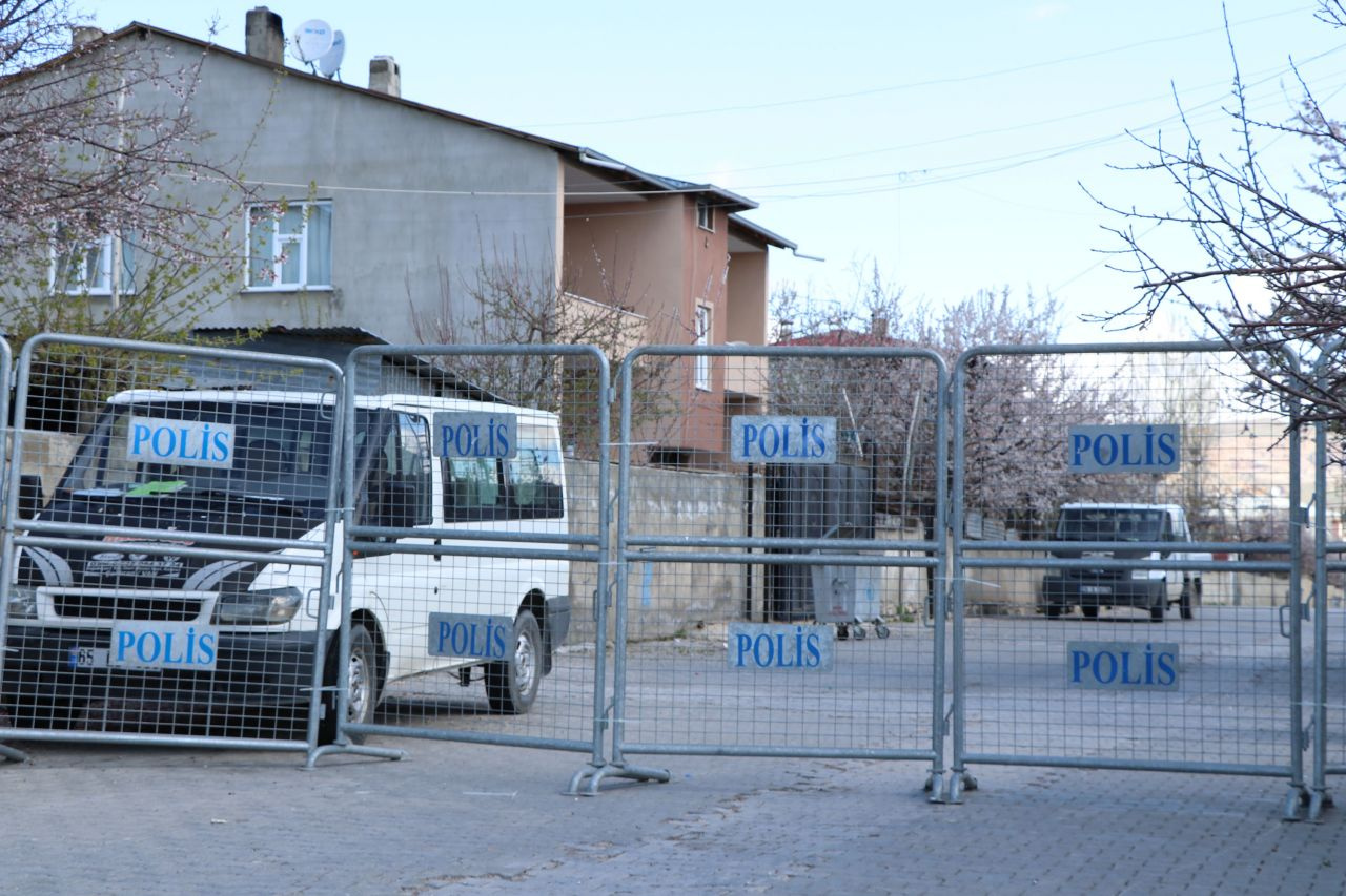 Türkiye'de koronavirüs karantinasına alınan son yerler! Nerelerde karantina bitti