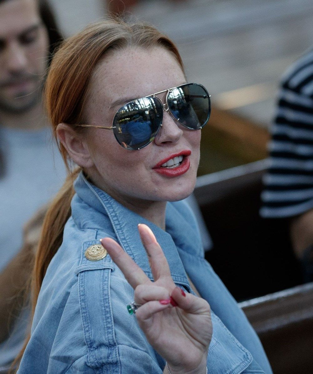 Lindsay Lohan'dan Prens Harry ve eşine paparazzilerden kaçma tüyoları!