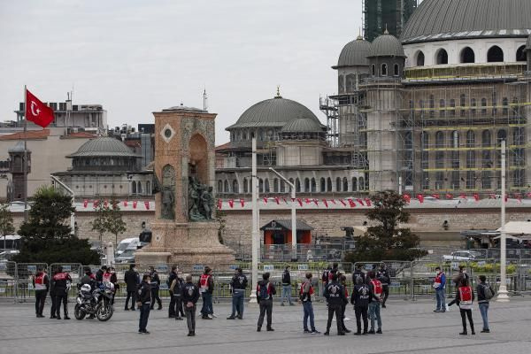 1 Mayıs İşçi Bayramı'nda Taksim Meydanı kapatıldı! Sadece onlar geçebiliyor