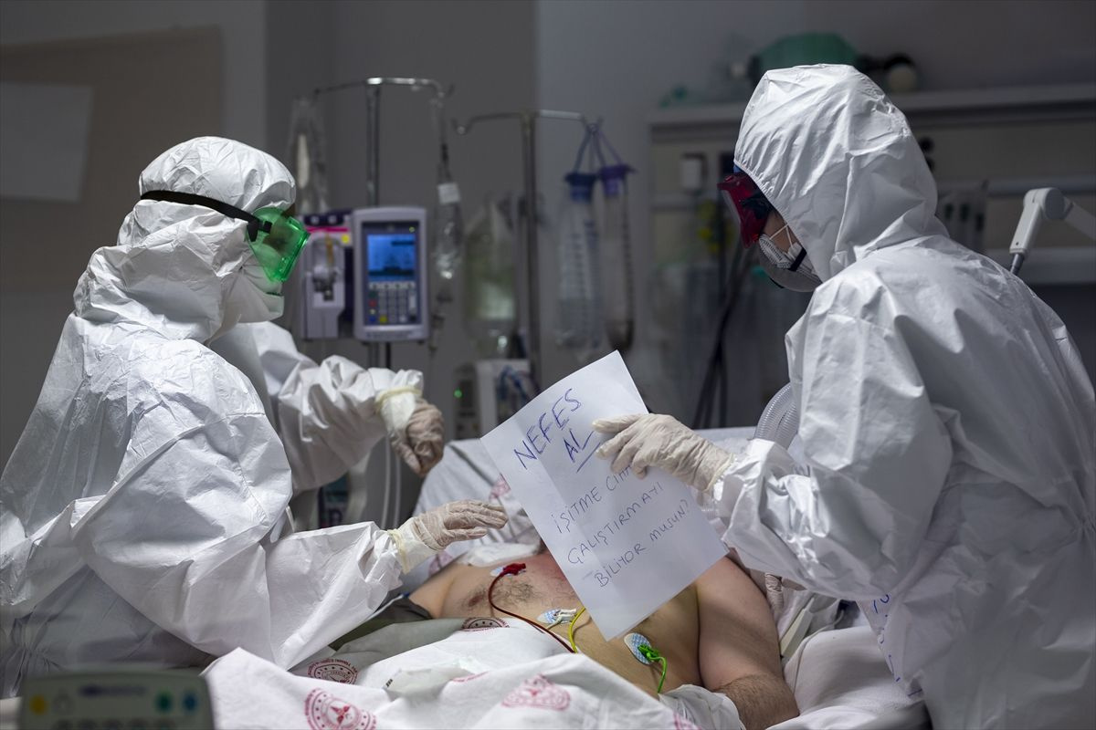 Haseki Hastanesi'nde koronavirüsle mücadelede! 130'dan fazla çalışan korona kaptı