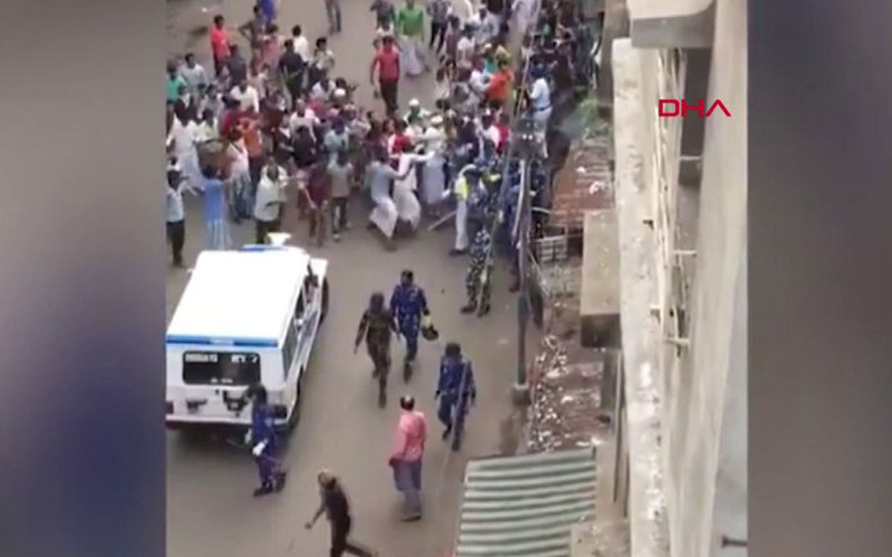 Hindistan'da koronavirüs yasaklarına uymayan halk polisi taşlarla kovaladı