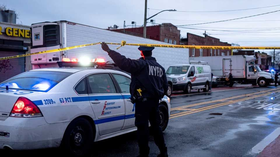 New York'ta morg ve cenaze evleri doldu taştı! TIR'ın içinde 60 ceset bulundu
