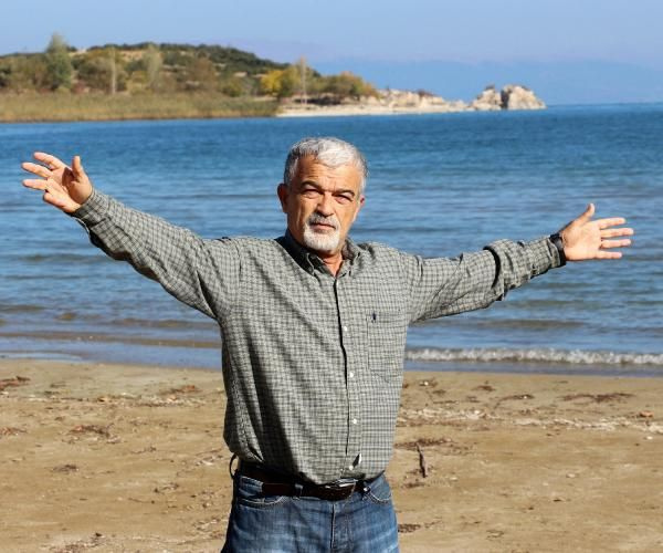 Türkiye'nin nazar boncuğu Meke Gölü kızıl alana döndü alarm veriyor
