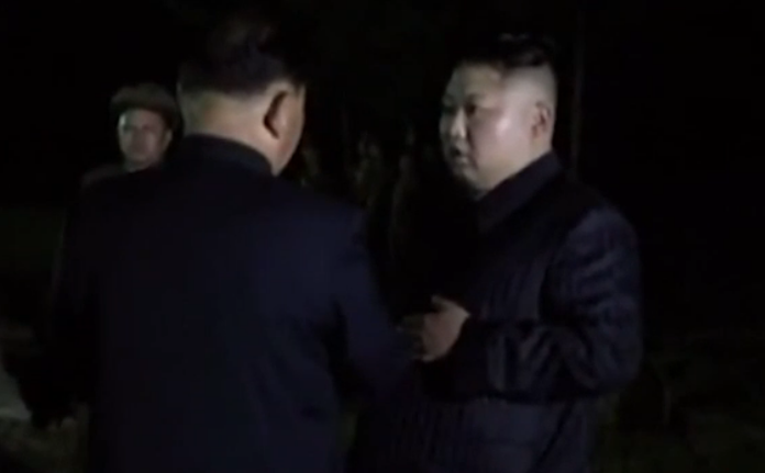 'Kim Joung-un öldü! Tabut gerçek' Son görüntülerdeki kişi Kim'in dublorü iddiası