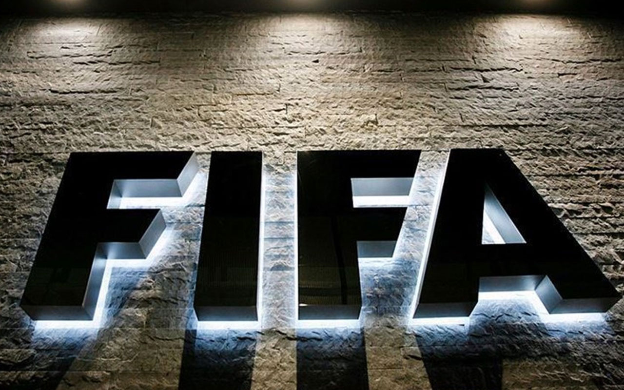 FIFA'dan 5 oyuncu değişikliği kararı