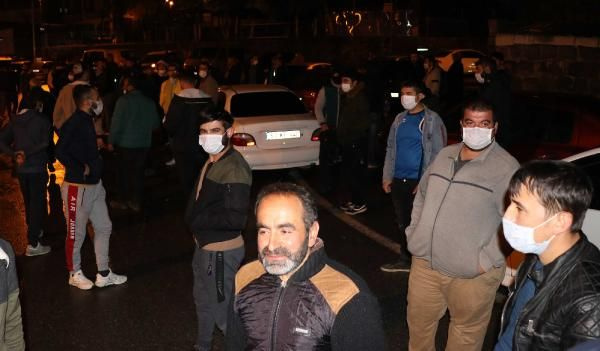 Grup Yorum üyesi İbrahim Gökçek'in cenazesinde olay mahalleli sokağa döküldü