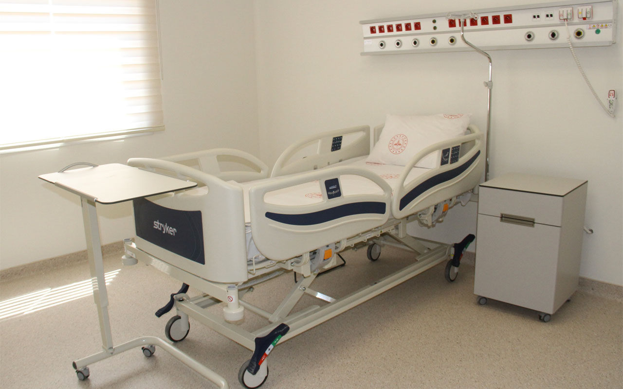 Yeşilköy Pandemi Hastanesi’nin örnek odaları tanıtıldı