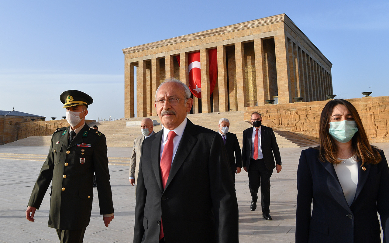 CHP Genel Başkanı Kılıçdaroğlu Anıtkabir'i ziyaret etti