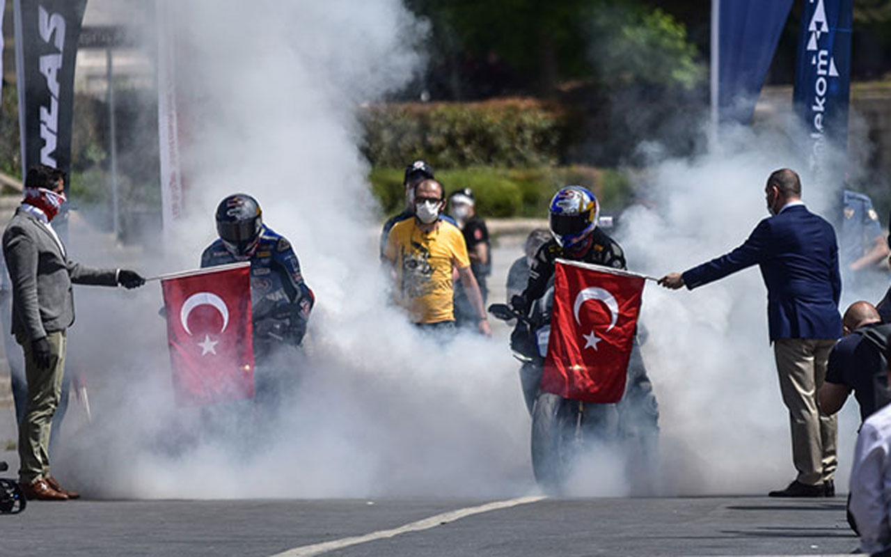 İstanbul'da 19 Mayıs Atatürk Rallisi! Kenan Sofuoğlu ile Toprak Razgatlıoğlu yarıştı